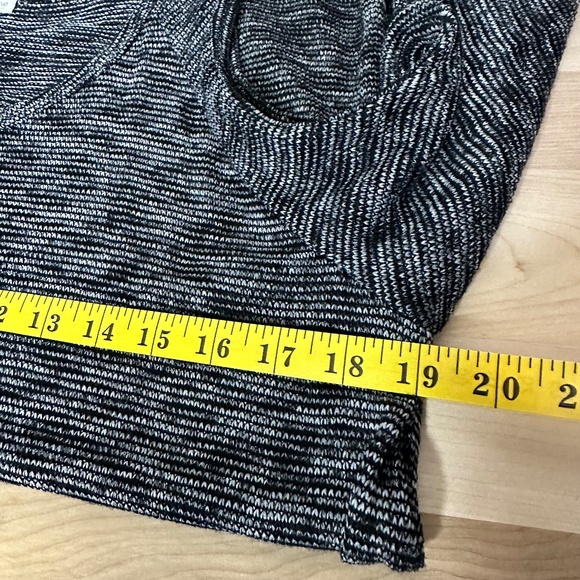 Warehouse One Cold-Shoulder Long Sleeve Knit Top with Gather Detail XL EUC - Picture 11 of 13